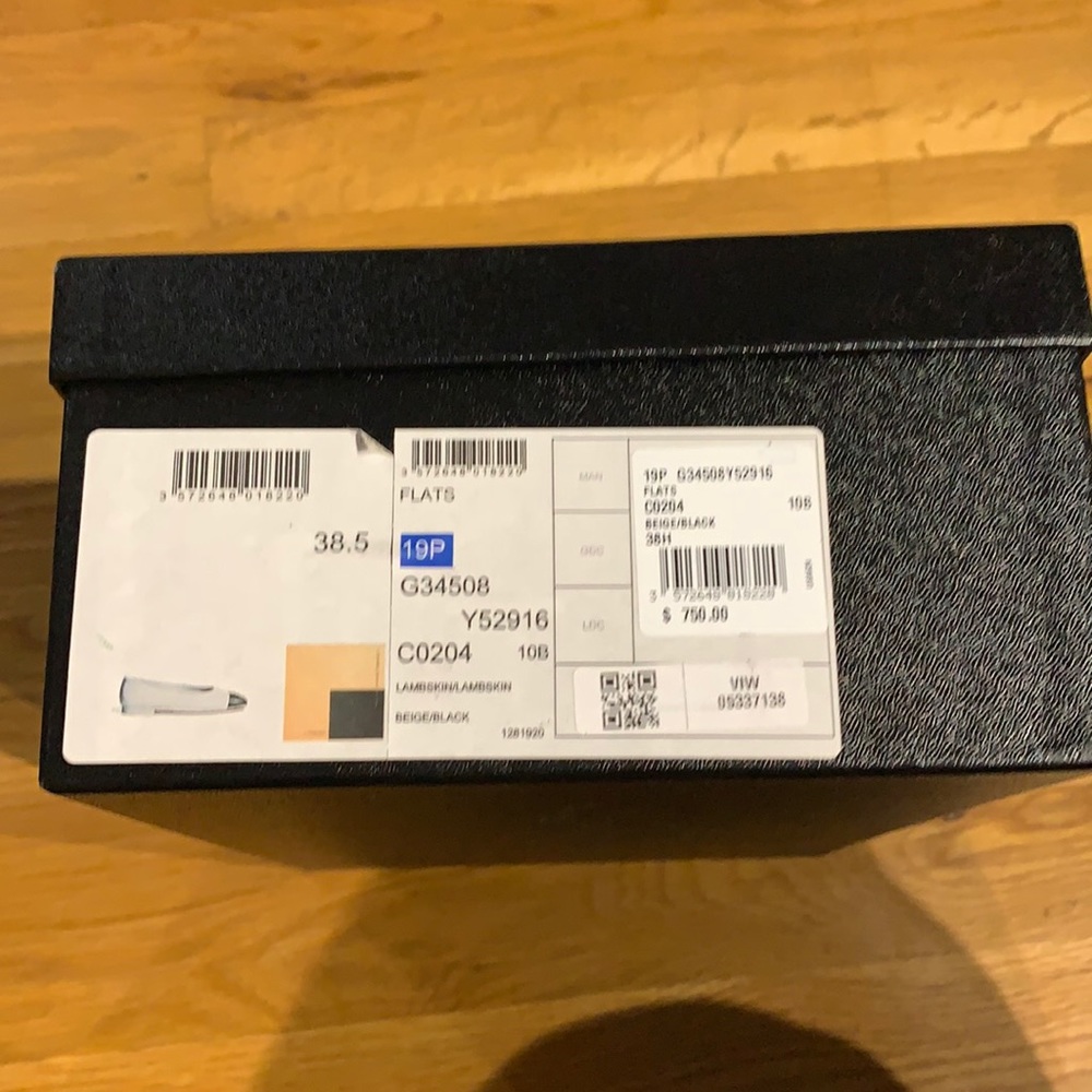 Chanel flats 38.5 beige/black